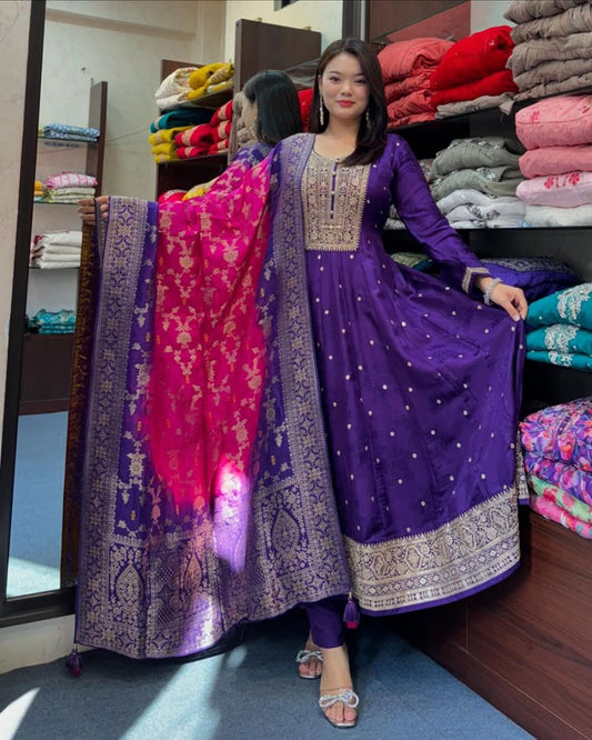 Jashn-E-Bahaaraa Premium Banana Silk Flared Anarkali, Pant & Banarasi Dupatta Set