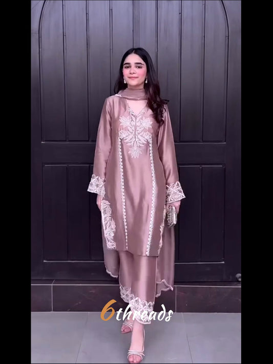 Premium Natural Crepe Silk Onion Pink Top & Pant Set with Moti Handwork & Organza Dupatta