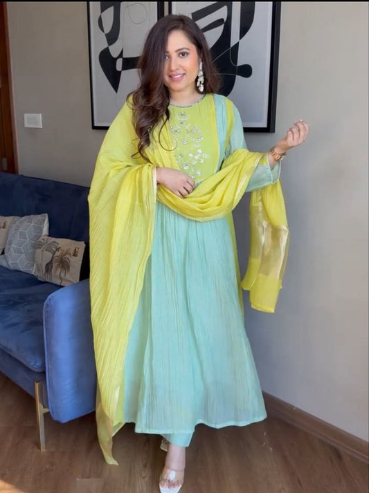 Premium Pure Mul Chanderi Suit, Maharaja Pant & Banarasi Lagadi Dupatta Set