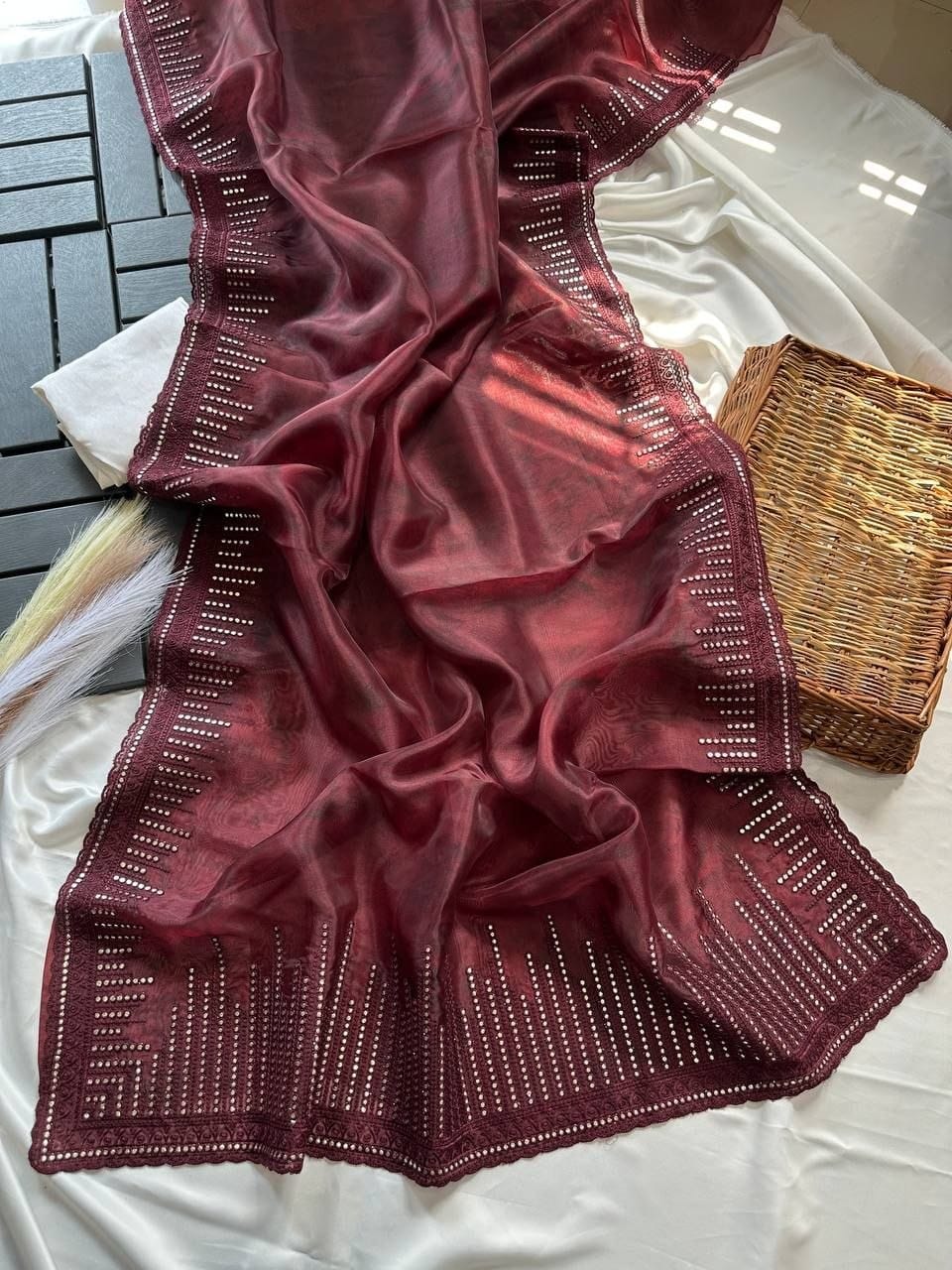 Premium Soft 3D Printed Organza Silk Saree with Gota Work & Unstitched White Contrast Blouse