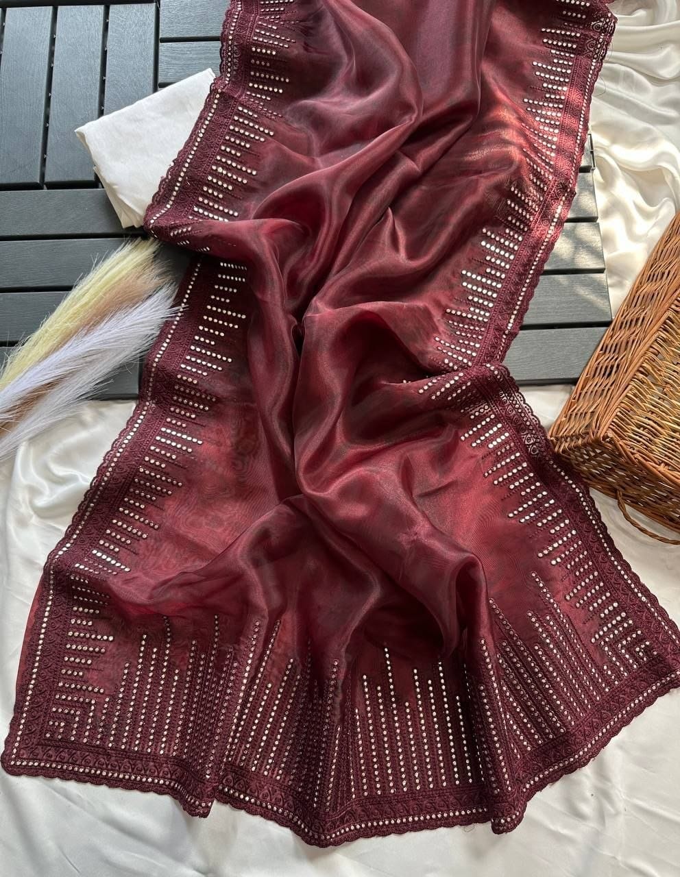 Premium Soft 3D Printed Organza Silk Saree with Gota Work & Unstitched White Contrast Blouse