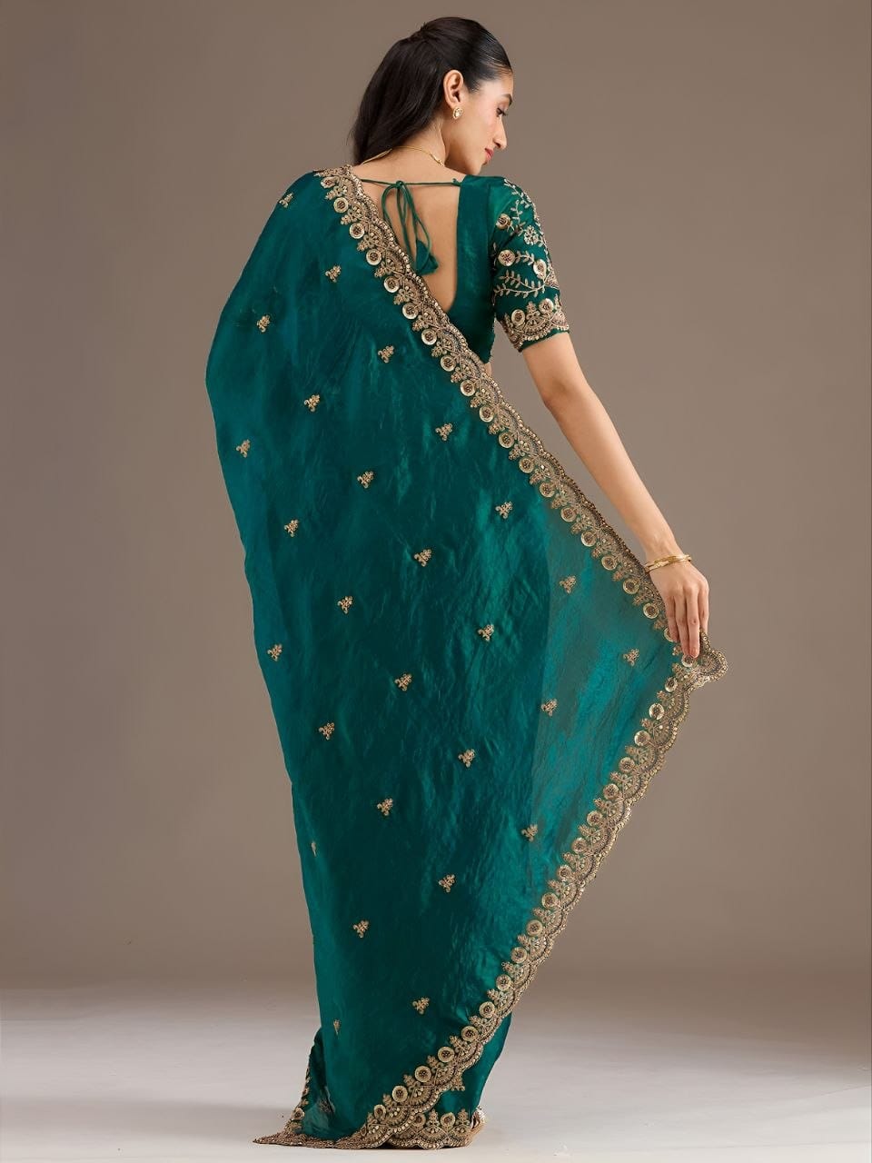Shahi Rang Saree Collection – Elegance Redefined