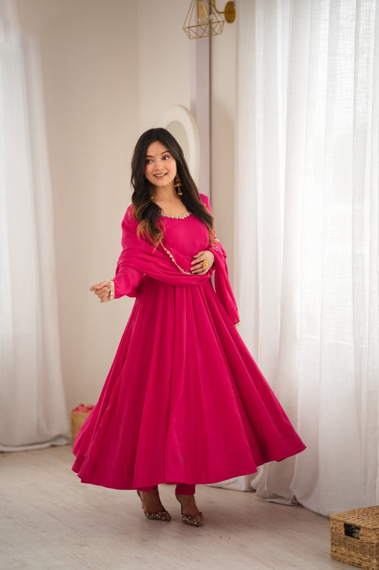 PRESENTING NEW PREMIUM QUALITY PURE MAL CHANDERI FABRIC FULLY FLARE ANARKALI