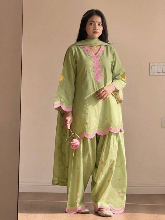 New Launching Đěsigner Party Wear Look top with farshi salwar