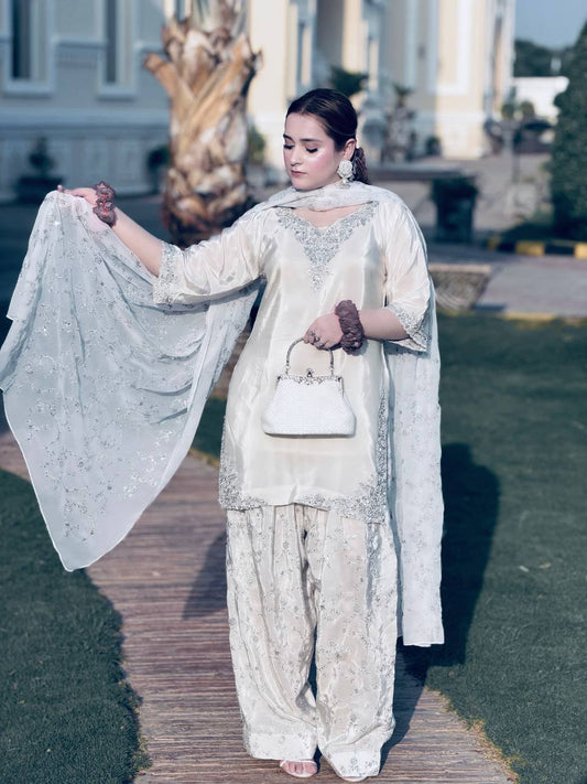 Đěsigner Party Wear Look Pur Natural Crepe Top & Farshi Palazzo With Dupatta set