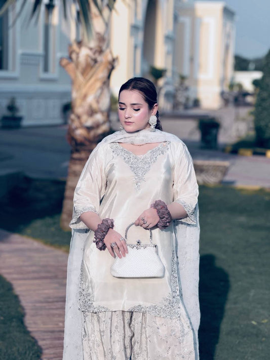 Đěsigner Party Wear Look Pur Natural Crepe Top & Farshi Palazzo With Dupatta set