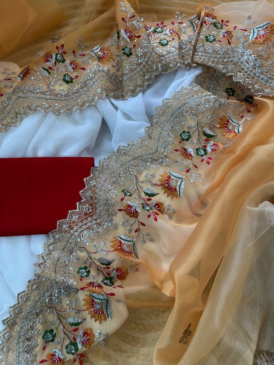Premium Two-Shaded Pure Organza Saree with Authentic Handwork Cutwork Border & Unstitched Blouse